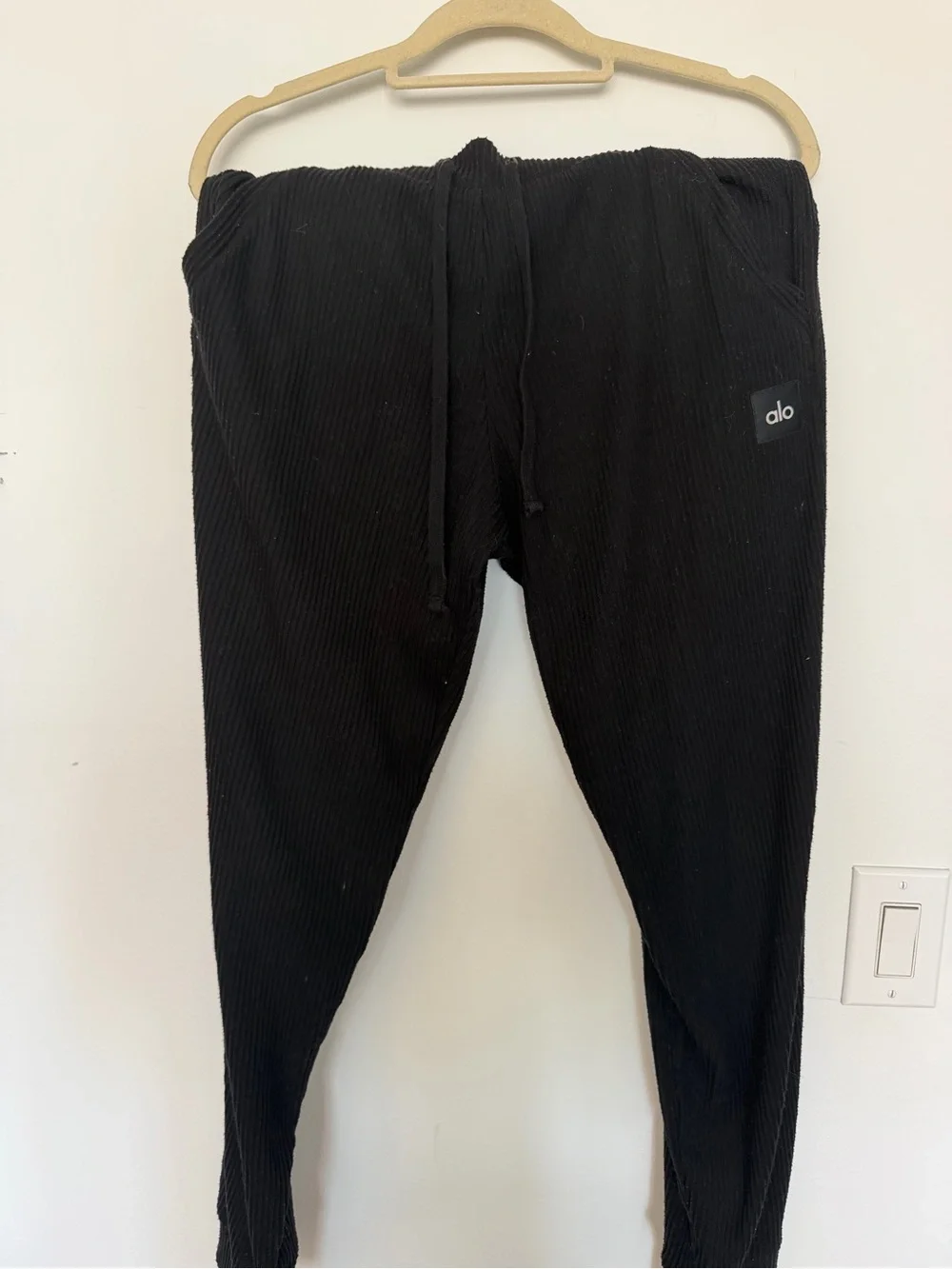 Alo Muse Sweatpants Black
